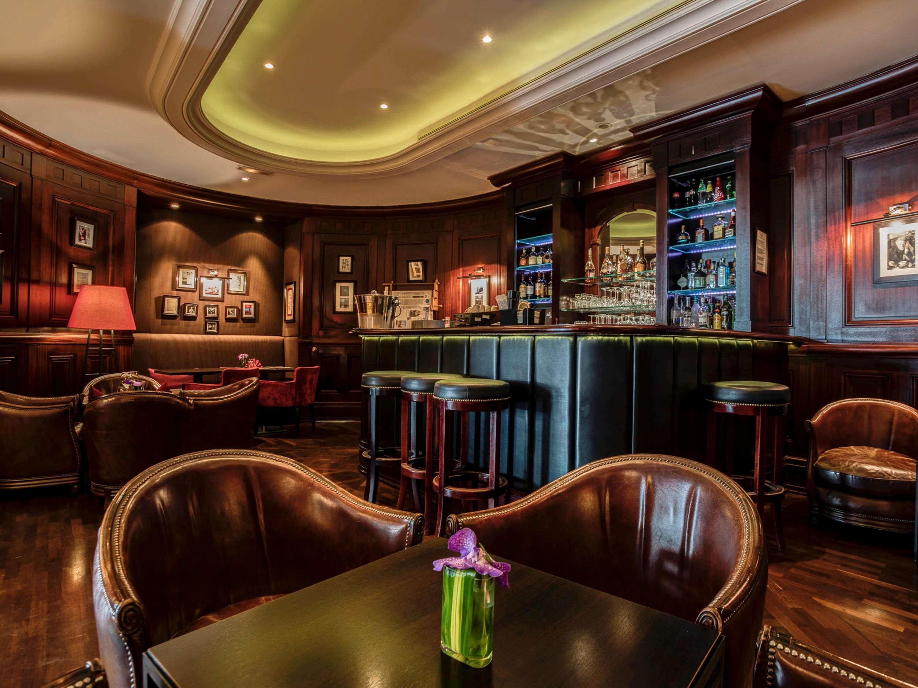 Hotel Pont Royal ปารีส ภายนอก รูปภาพ The Bar