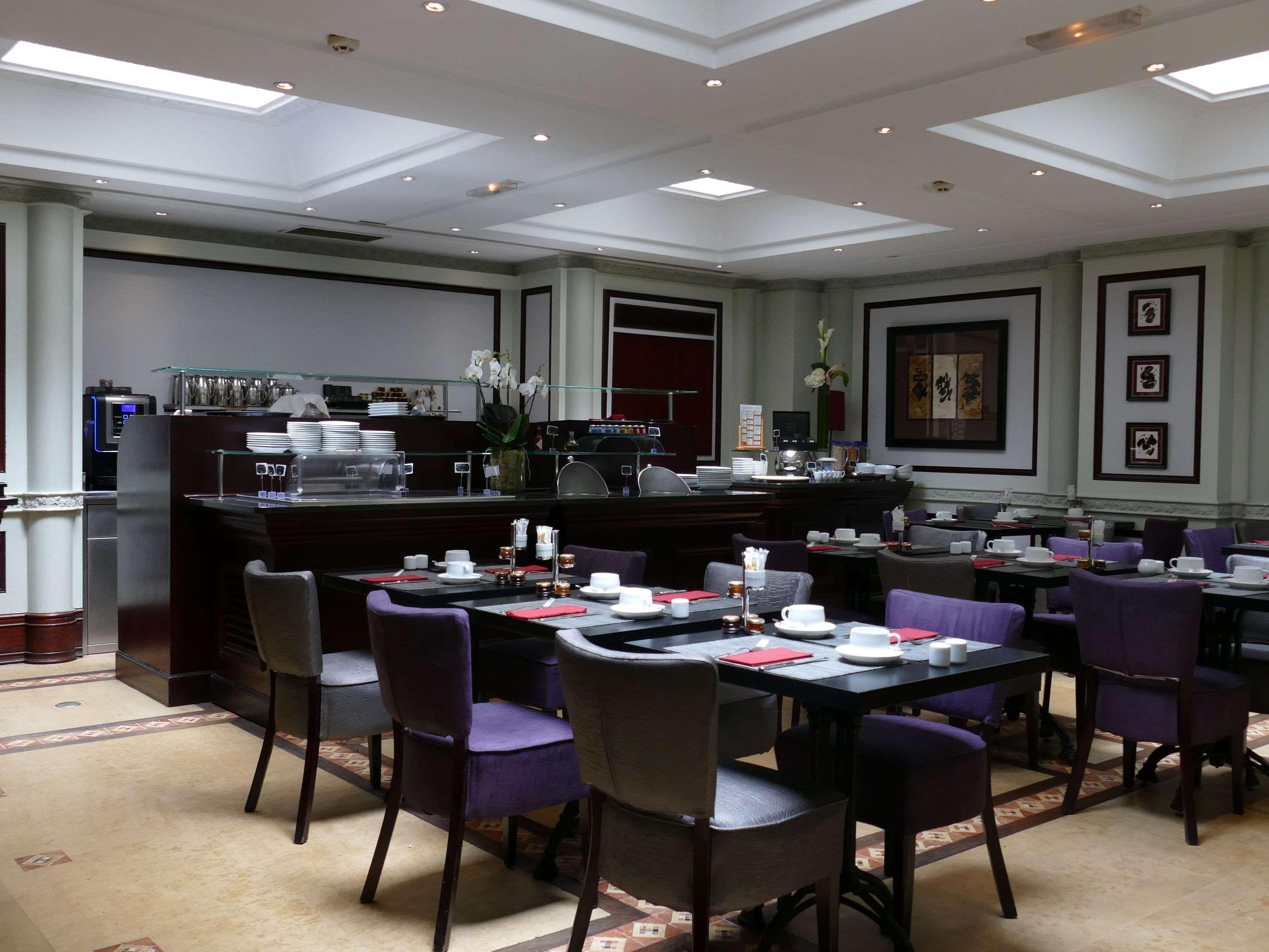 Hotel Pont Royal ปารีส ภายนอก รูปภาพ The interior of the restaurant