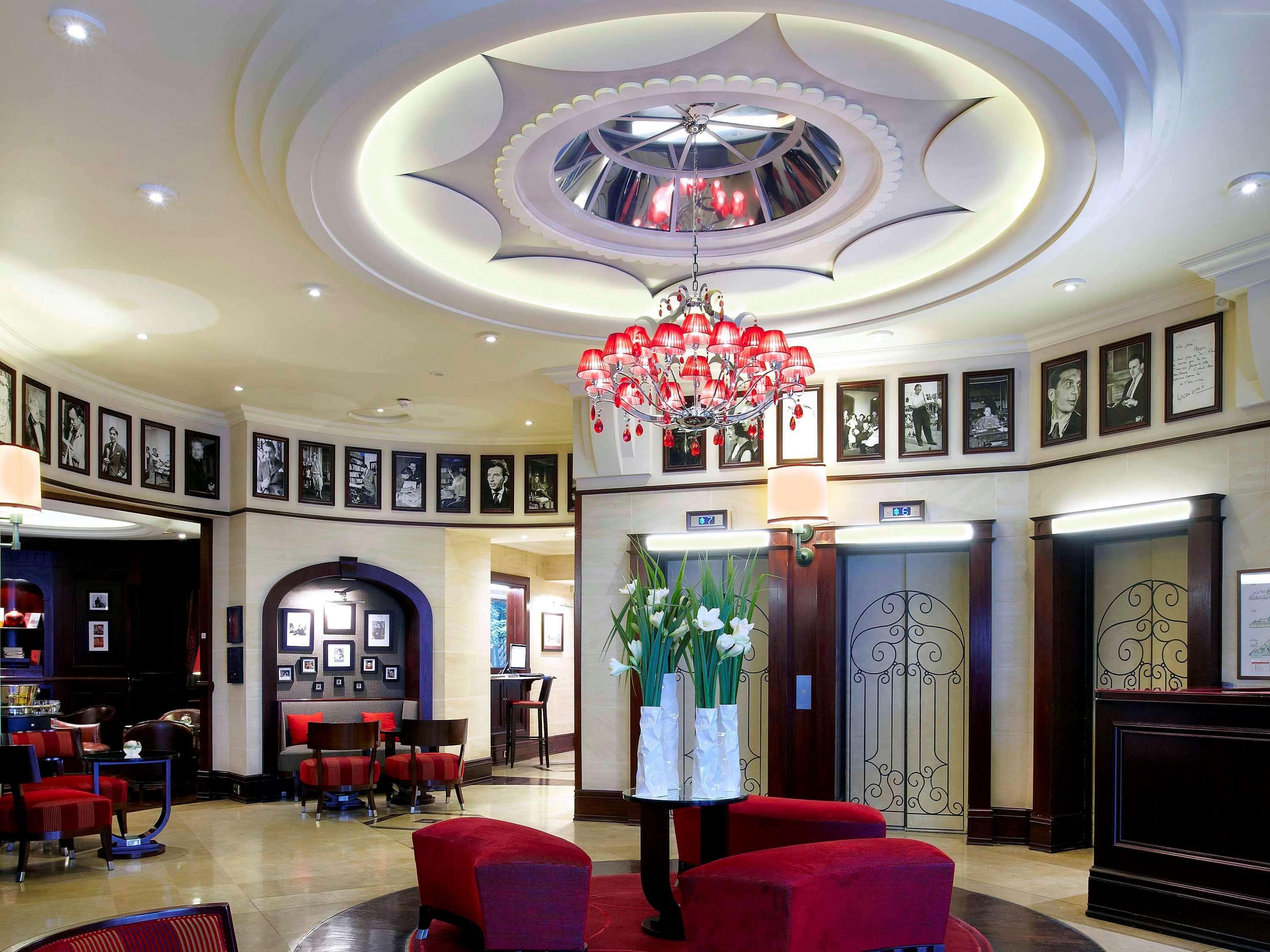 Hotel Pont Royal ปารีส ภายนอก รูปภาพ The lobby of the hotel